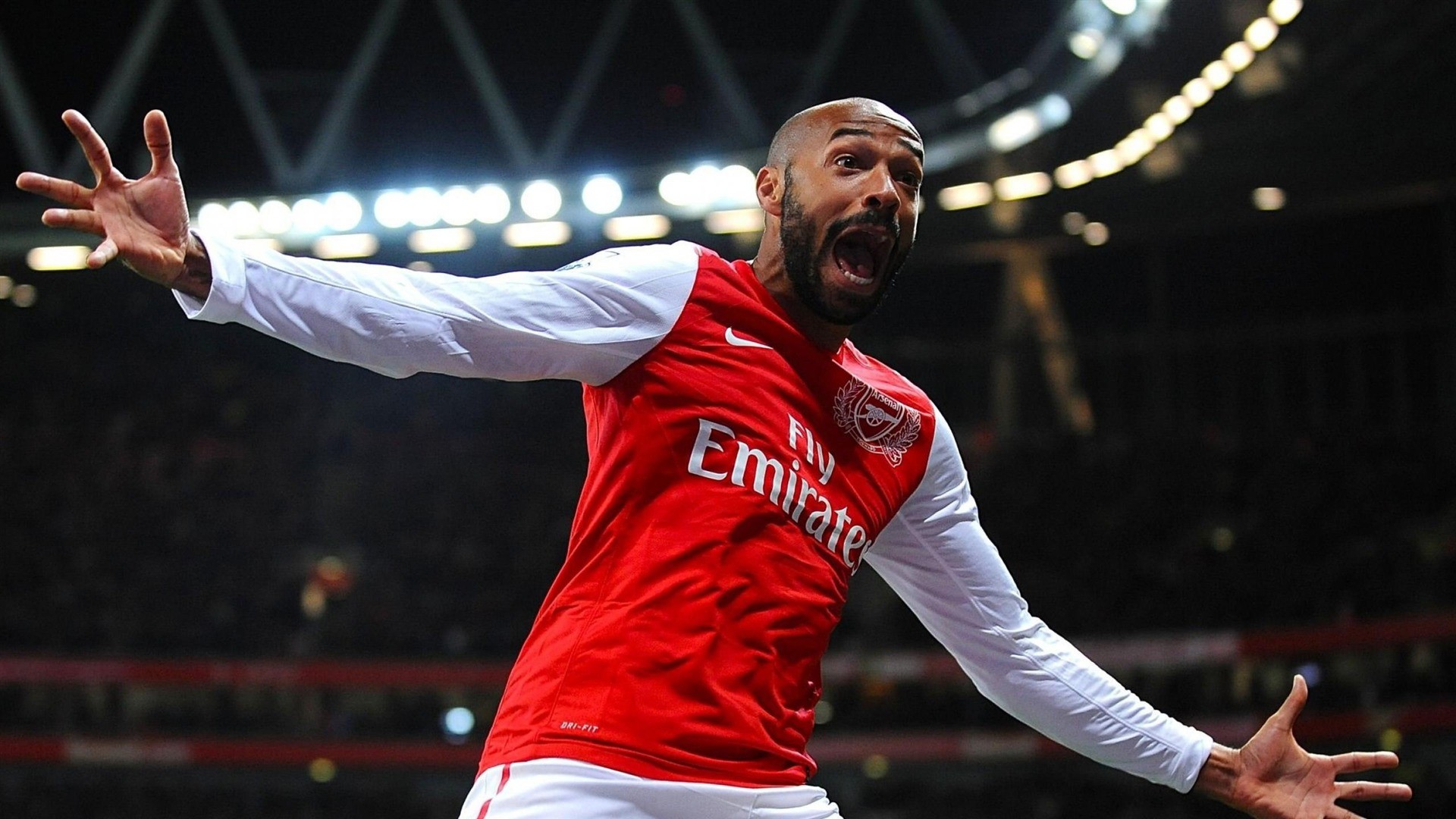 Đội hình 11 cầu thủ Arsenal huyền thoại theo chuyên gia đánh giá 
