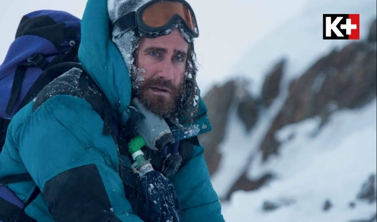 Jake Gyllenhaal trong vai Scott Fischer