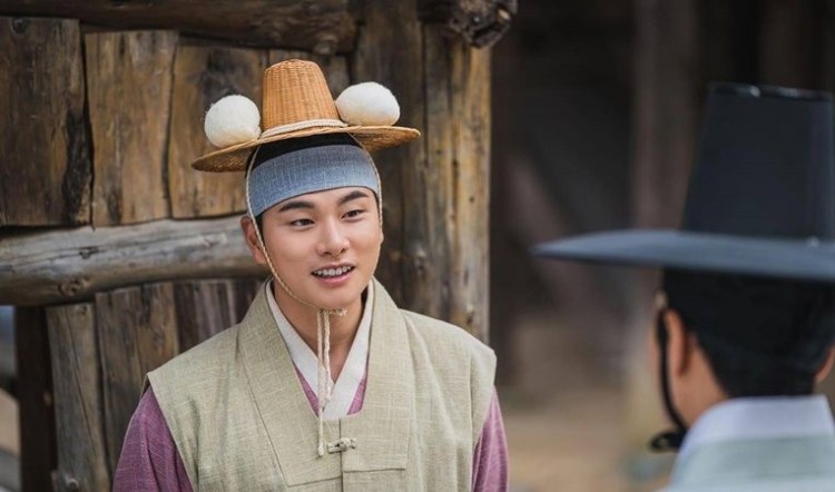 Lee Yi Kyung một lần nữa chứng minh khả năng diễn hài duyên dáng của mình