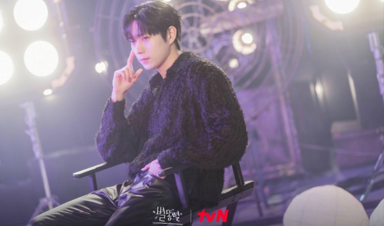 Kim Young Dae với vai diễn “ngôi sao” trong Sao Băng