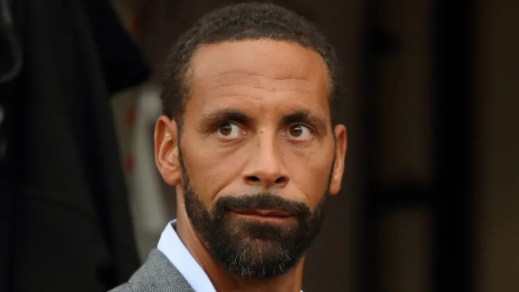 Rio Ferdinand ra mắt cuốn sách Thinking Out Loud