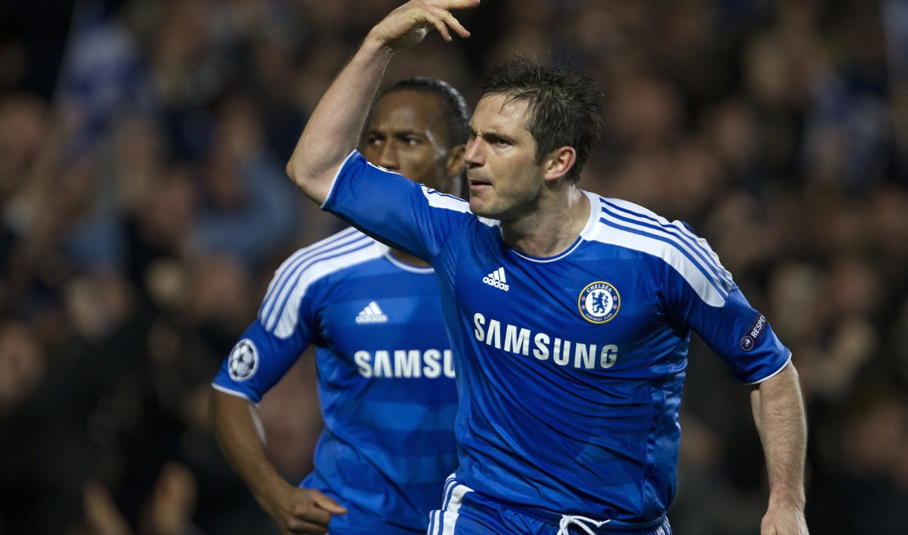 Trận thắng trước Napoli tại Stamford Bridge là tiền đề cho hành trình vô địch Champions League 2012