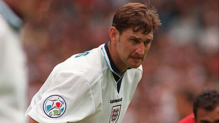 Tony Adams tại EURO 1996