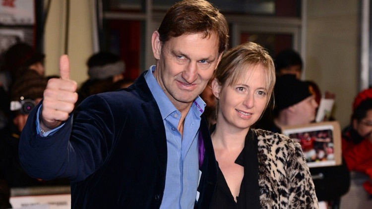 Tony Adams và người vợ của mình