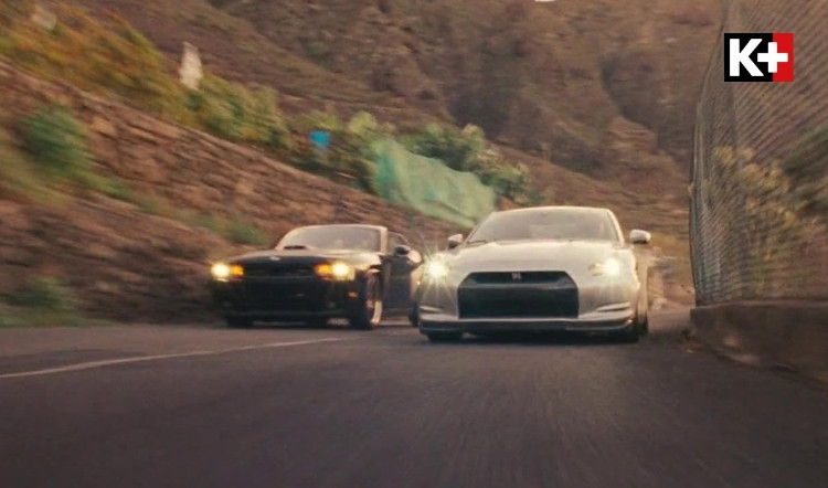 Phân cảnh đua xe trong Fast and Furious 6