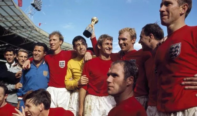 Tuyển Anh vô địch World Cup trên sân Wembley cũ (1966)