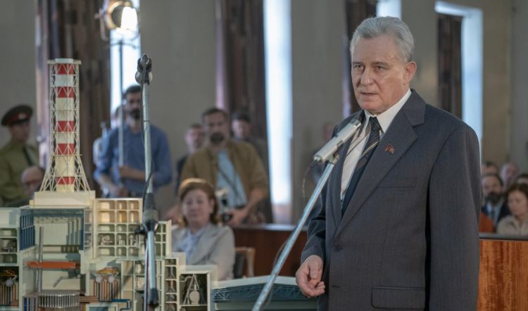 Nhân vật Boris Shcherbina trong Chernobyl