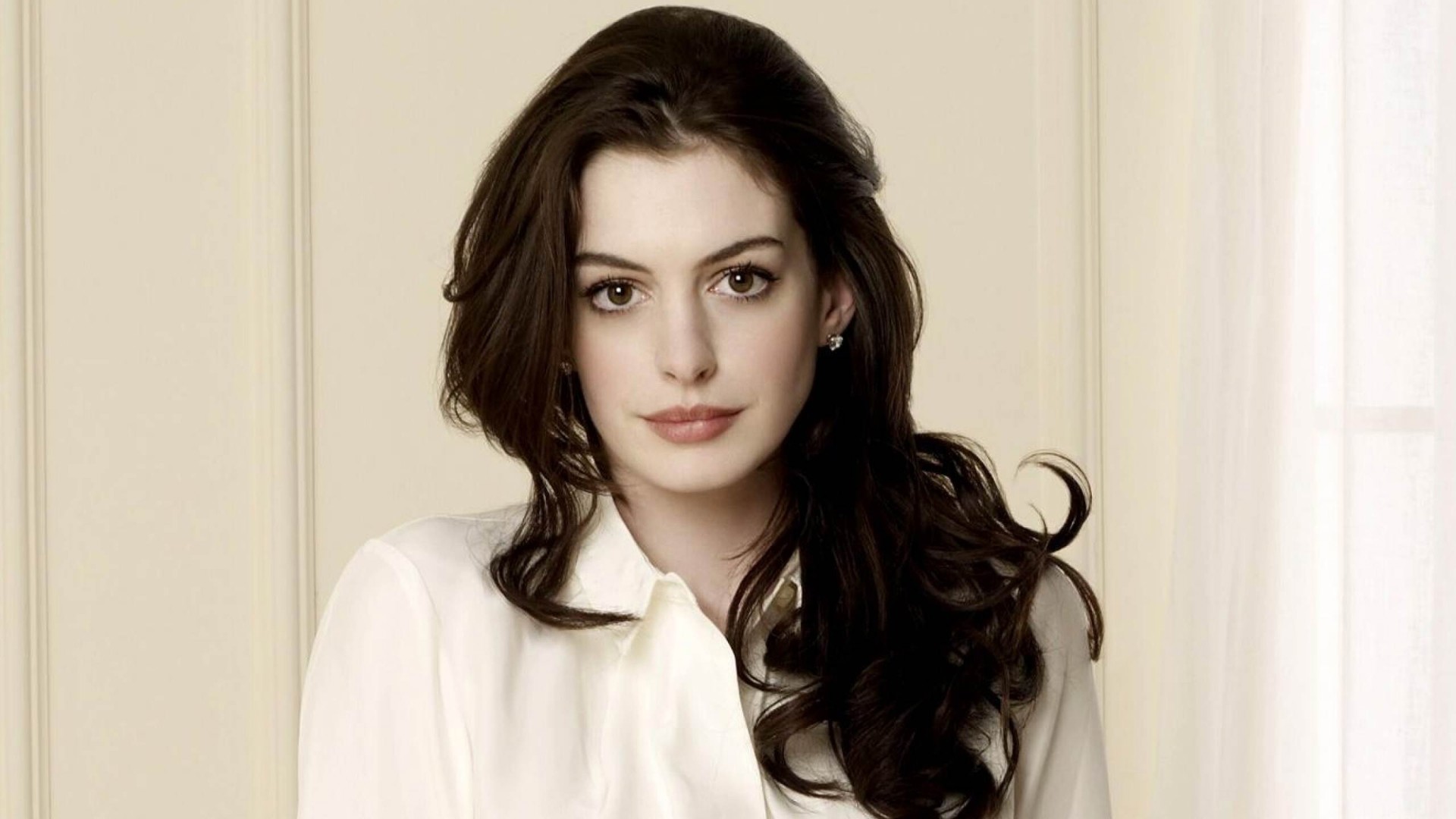 Top 9 bộ phim của Anne Hathaway được đánh giá cao nhất