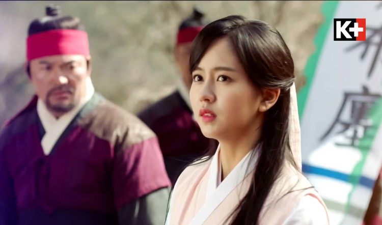 Nữ diễn viên Kim So Hyun trong Mặt Nạ Quân Chủ