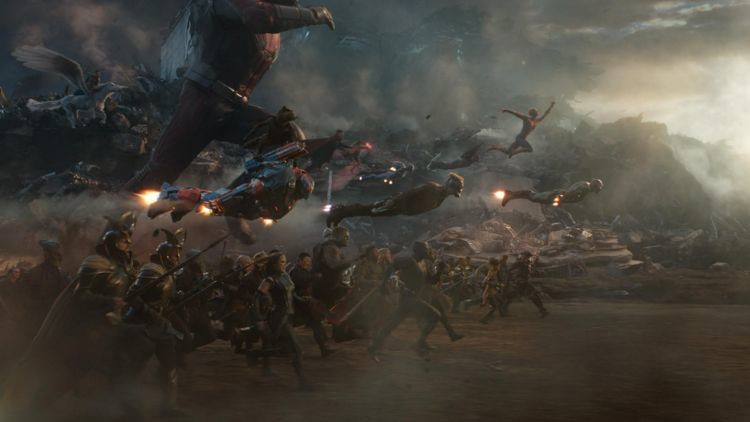 doi-hinh-avengers-tap-hop-day-du
