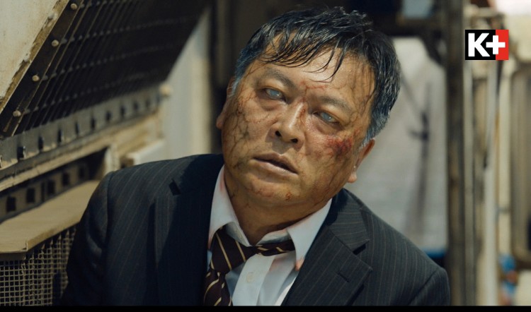 Yong-sul khi hóa thành zombie